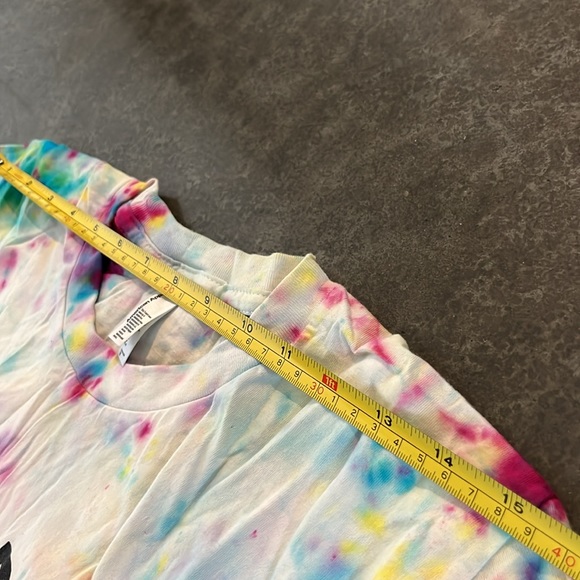 Women’s Hand Tie-Dyed “We Can Do It” Slogan & Graphic T-Shirt - Picture 4 of 8